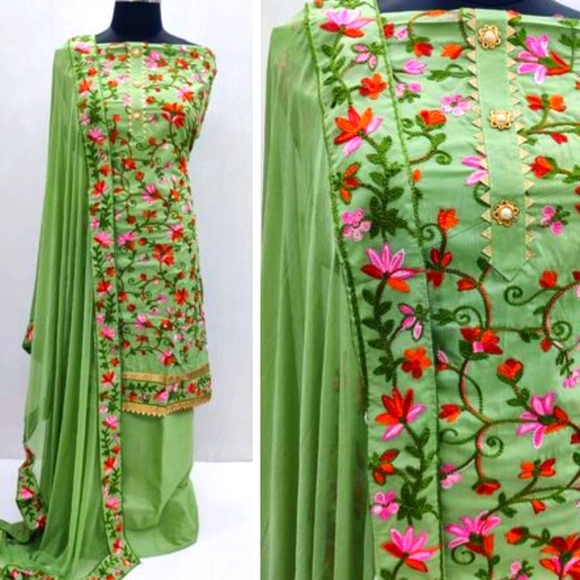 Dresses & Skirts - Unstitched suit material